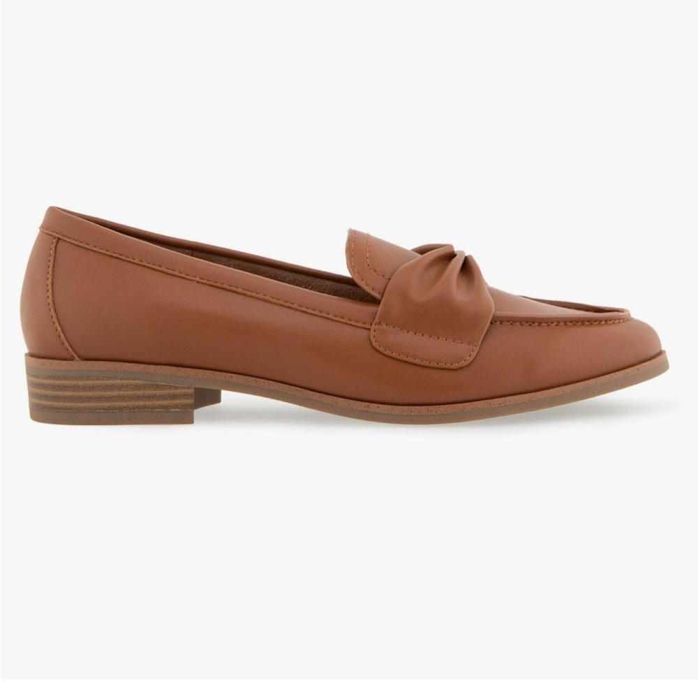 Aerosoles Tan Ellis Loafer 8.5W - Picture 6 of 6